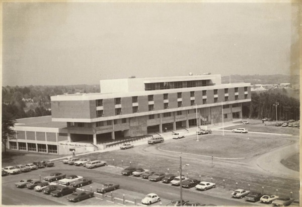 TJAGSA in 1975. (Credit: JAG Corps Regimental Archives)